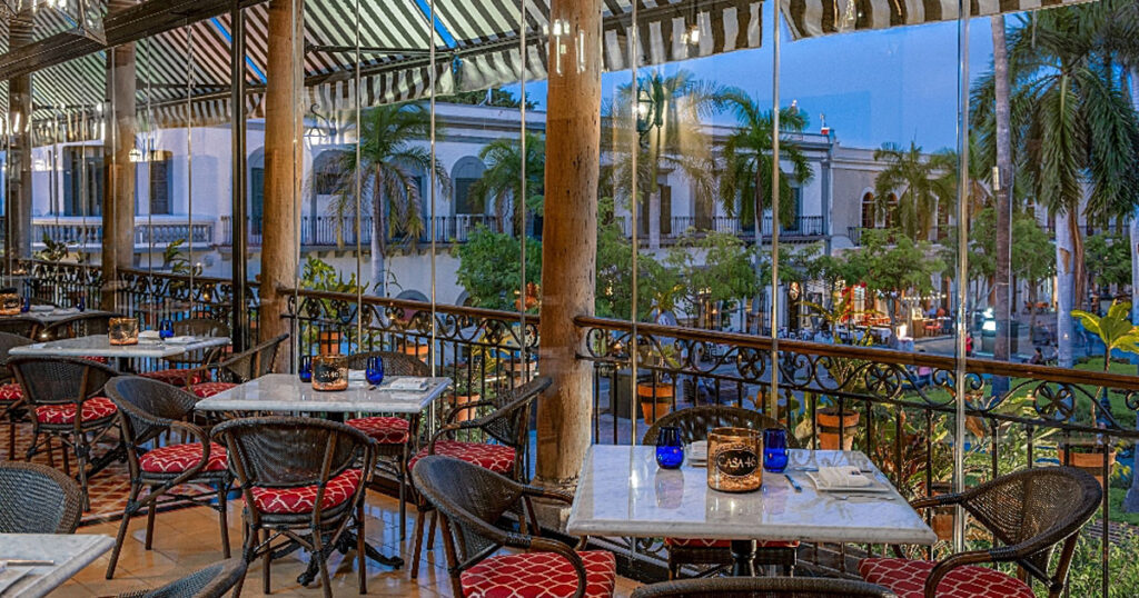 La Terraza restaurant view of the plaza below