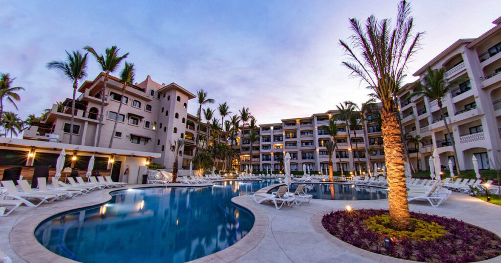 Pueblo Bonito Mazatlan Beach Resort